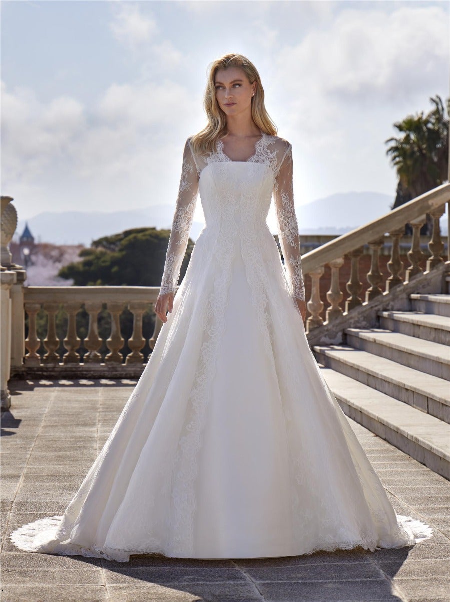 Front jacket in lace GLENA COAT.