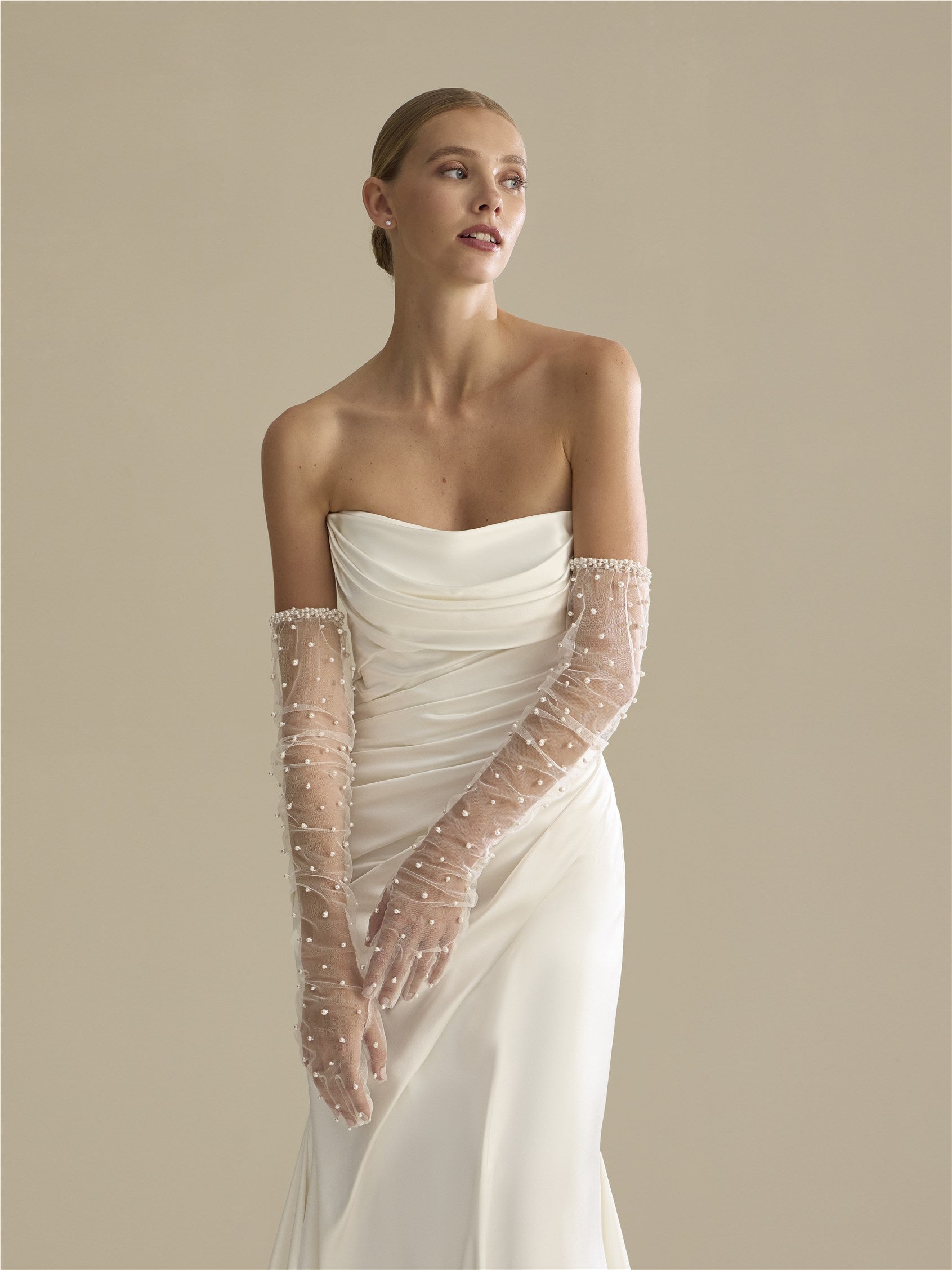 Parte frontal luvas em tule GLV-LA07.