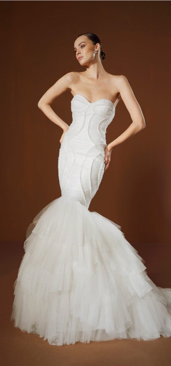 Image of Elisabetta Franchi por Pronovias