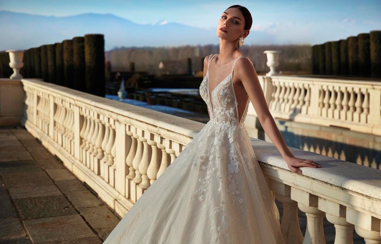 Vücut Tipinizi Keşfedin: A Kesim Gelinlik Modelleri Kime Yakışır?